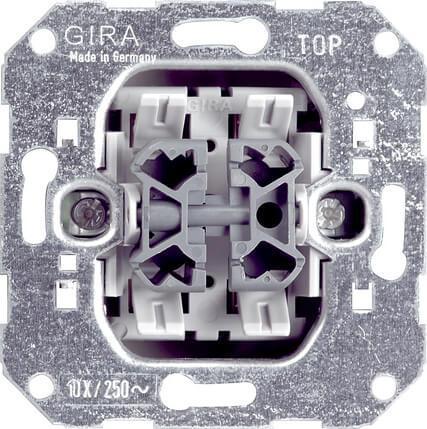 Переключатель двухклавишный перекрестный Gira System 55 10A 250V 010800 Переключатель двухклавишный перекрестный Gira System 55 10A 250V 010800