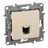 Розетка компьютерная RJ45 Legrand Etika 6 кат UTP слоновая кость 672353