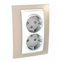 Розетка двойная Schneider Electric Unica с/з со шторками 10A 250V MGU63.067.867