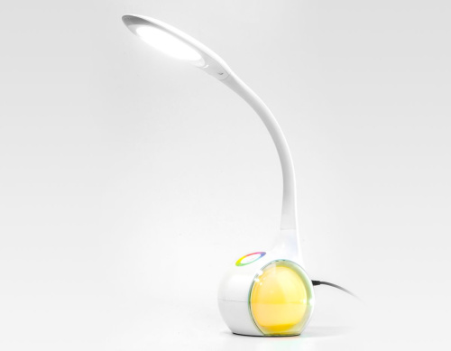 Настольная лампа Ambrella light Desk DE532 Настольная лампа Ambrella light Desk DE532