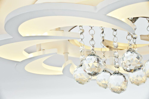 Потолочный светодиодный светильник Escada 10236/8LED Потолочный светодиодный светильник Escada 10236/8LED