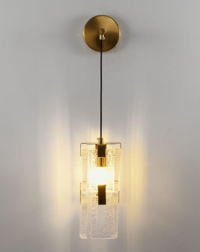 Бра Moderli Lilly V11078-1W
