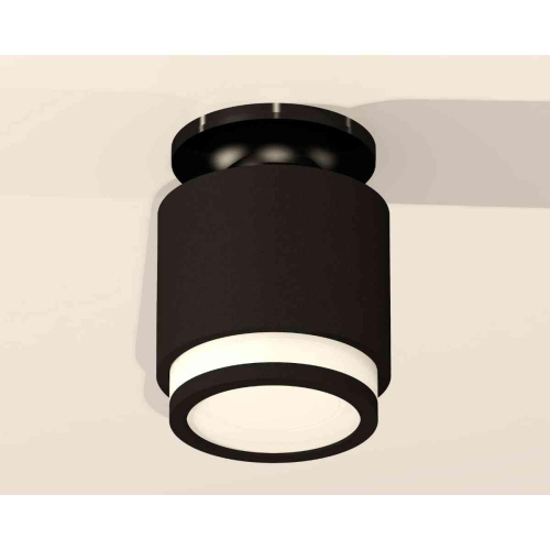 Комплект накладного светильника Ambrella light Techno Spot XS7511063 SBK/PBK/FR черный песок/черный полированный/белый матовый (N7926, C7511, N7121) Комплект накладного светильника Ambrella light Techno Spot XS7511063 SBK/PBK/FR черный песок/черный полированный/белый матовый (N7926, C7511, N7121)