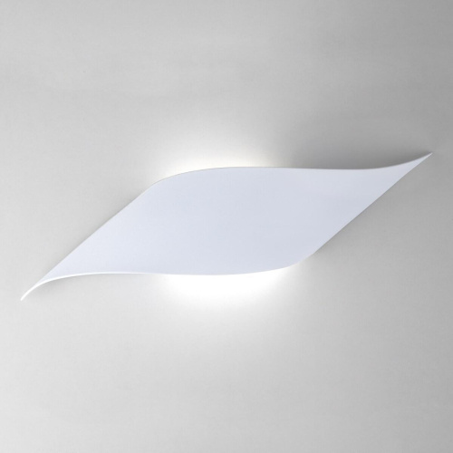 Настенный светодиодный светильник Eurosvet Elegant 40130/1 LED белый Настенный светодиодный светильник Eurosvet Elegant 40130/1 LED белый