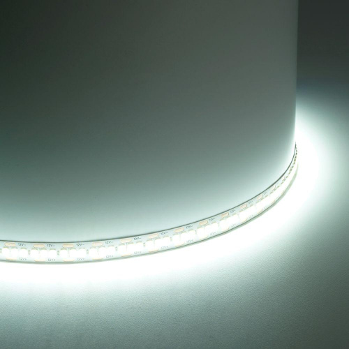 Светодиодная лента Feron 19W/m 240LED/m 2835SMD холодный белый 5М LS617 48828
