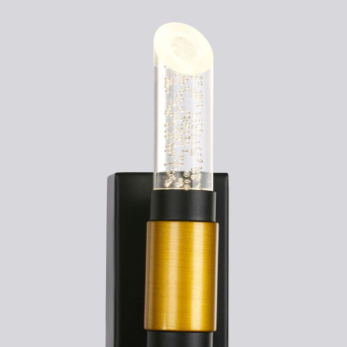 Настенный светильник MB18001040-2A gold/black Настенный светильник MB18001040-2A gold/black