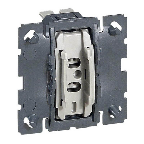Переключатель одноклавишный промежуточный Legrand Celiane 10A 230V 067005 Переключатель одноклавишный промежуточный Legrand Celiane 10A 230V 067005