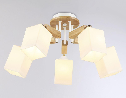 Потолочная люстра Ambrella light Traditional TR9518 Потолочная люстра Ambrella light Traditional TR9518