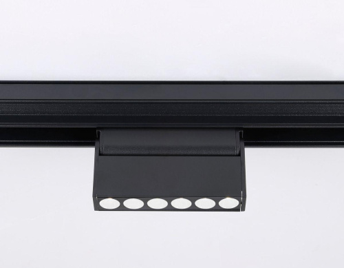 Трековый светодиодный светильник Ambrella light Track System Magnetic GL4040 Трековый светодиодный светильник Ambrella light Track System Magnetic GL4040