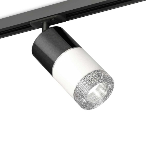 Комплект трекового светильника Ambrella light Track System XT (A2537, C7403, A2070, C7401, N7191) XT7401051 Комплект трекового светильника Ambrella light Track System XT (A2537, C7403, A2070, C7401, N7191) XT7401051