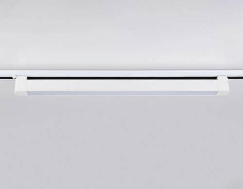 Трековый светодиодный светильник Ambrella light Track System GL6742 Трековый светодиодный светильник Ambrella light Track System GL6742