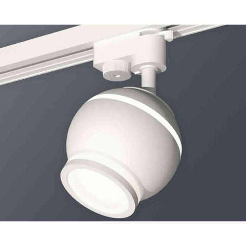 Комплект трекового светильника Ambrella light Track System XT1101040 SWH/FR белый песок/белый матовый (A2520, C1101, N7120) Комплект трекового светильника Ambrella light Track System XT1101040 SWH/FR белый песок/белый матовый (A2520, C1101, N7120)