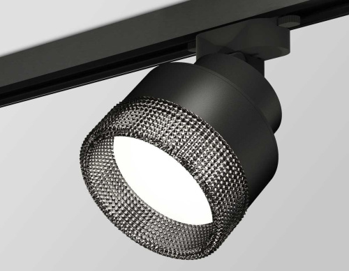 Комплект трекового светильника Ambrella light Track System XT (A2526, A2106, C8102, N8484) XT8102041 Комплект трекового светильника Ambrella light Track System XT (A2526, A2106, C8102, N8484) XT8102041