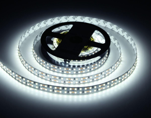 Светодиодная лента Ambrella Light 24W/m 240LED/m 2835SMD холодный белый 5M GS1703 Светодиодная лента Ambrella Light 24W/m 240LED/m 2835SMD холодный белый 5M GS1703