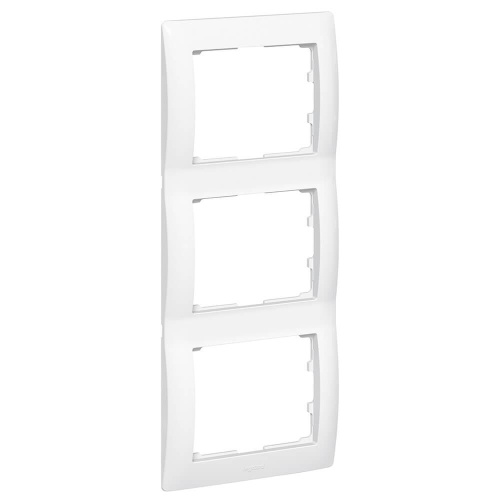 Рамка 3-постовая Legrand Galea Life белая 771007 Рамка 3-постовая Legrand Galea Life белая 771007