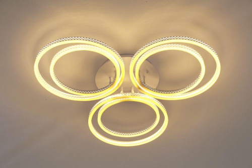 Потолочная светодиодная люстра Escada 10241/6LED Потолочная светодиодная люстра Escada 10241/6LED