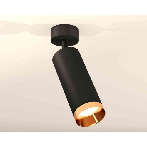 Комплект накладного светильника Ambrella light Techno Spot XM6343005 SBK/PYG черный песок/золото желтое полированное (A2210, C6343, N6134) Комплект накладного светильника Ambrella light Techno Spot XM6343005 SBK/PYG черный песок/золото желтое полированное (A2210, C6343, N6134)