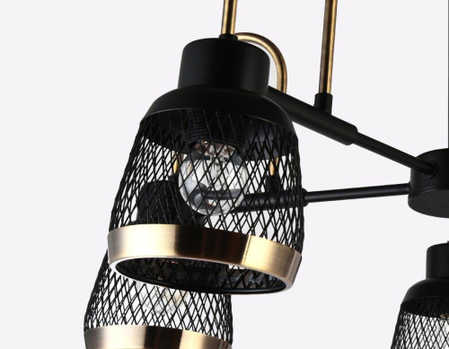 Потолочная люстра Ambrella light Traditional TR8002 Потолочная люстра Ambrella light Traditional TR8002