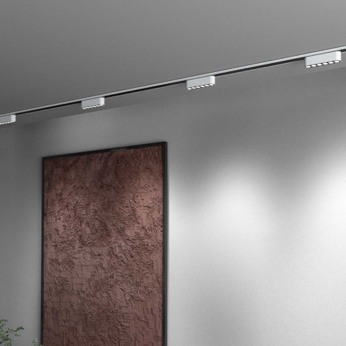 Магнитная трековая система Reluce 13002-9.3-001UR magnetic LED6W BK Магнитная трековая система Reluce 13002-9.3-001UR magnetic LED6W BK