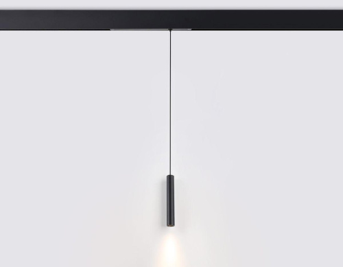 Трековый светодиодный светильник Ambrella Light Track System Magnetic 220V GL1432 Трековый светодиодный светильник Ambrella Light Track System Magnetic 220V GL1432