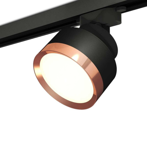 Комплект трекового светильника Ambrella light Track System XT (A2526, A2106, C8102, N8126) XT8102005 Комплект трекового светильника Ambrella light Track System XT (A2526, A2106, C8102, N8126) XT8102005