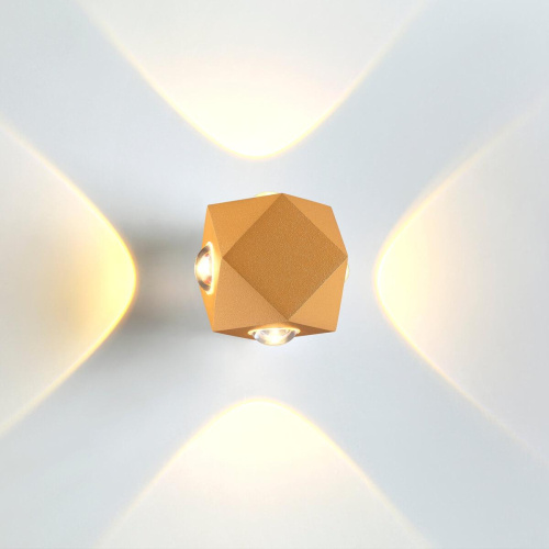 Уличный настенный светодиодный светильник Odeon Light Hightech Diamanta 4220/8WL