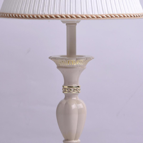 Настольная лампа MW-Light Ариадна 450033801 Настольная лампа MW-Light Ариадна 450033801