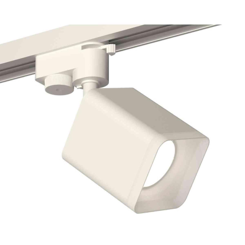 Комплект трекового светильника Ambrella light Track System XT7812022 SWH/FR белый песок/белый матовый (A2520, C7812, N7755) Комплект трекового светильника Ambrella light Track System XT7812022 SWH/FR белый песок/белый матовый (A2520, C7812, N7755)