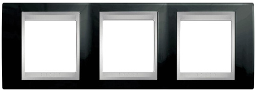 Рамка 3-постовая Schneider Electric Unica Top MGU66.006.093 Рамка 3-постовая Schneider Electric Unica Top MGU66.006.093