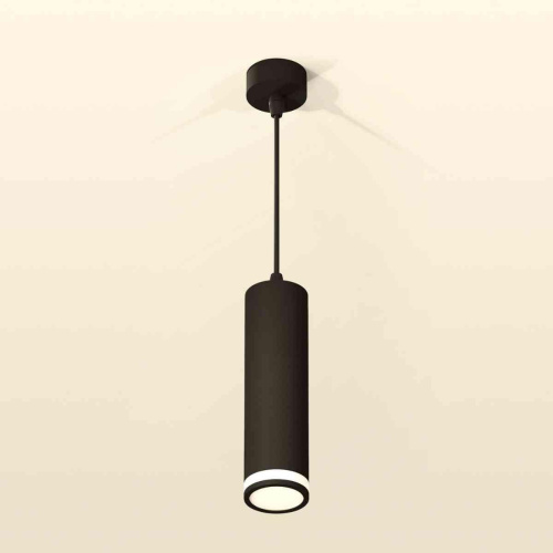 Комплект подвесного светильника Ambrella light Techno Spot XP6356001 SBK/FR черный песок/белый матовый (A2302,C6356,N6221) Комплект подвесного светильника Ambrella light Techno Spot XP6356001 SBK/FR черный песок/белый матовый (A2302,C6356,N6221)