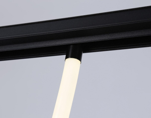 Трековый подвесной светодиодный светильник Ambrella light Track System Magnetic GL4300 Трековый подвесной светодиодный светильник Ambrella light Track System Magnetic GL4300