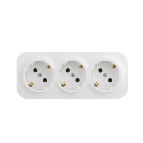 Розетка 3х2К+З Legrand Quteo 16A 250V со шторками белая 782238 Розетка 3х2К+З Legrand Quteo 16A 250V со шторками белая 782238