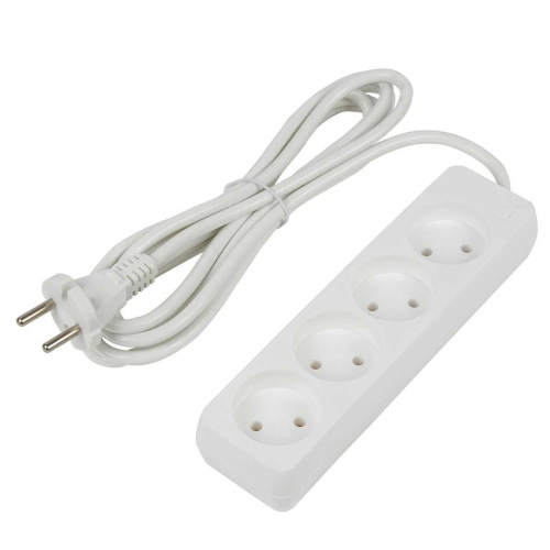 Удлинитель Uniel Ultra 4гн х 3м б/з S-CU4-3 White UL-00009988 Удлинитель Uniel Ultra 4гн х 3м б/з S-CU4-3 White UL-00009988