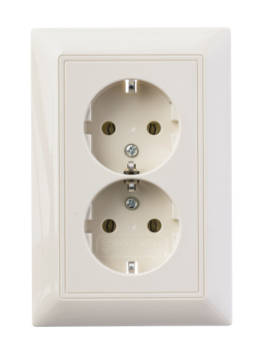 Розетка двойная ABB Basic55 Schuko с/з 16A 250V безвинтовой зажим слоновая кость 2CKA002014A1463 Розетка двойная ABB Basic55 Schuko с/з 16A 250V безвинтовой зажим слоновая кость 2CKA002014A1463