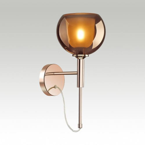 Бра Odeon Light Leva 4696/1W Бра Odeon Light Leva 4696/1W