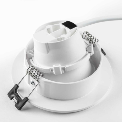 Рамка термостойкая PVC д/крепления LED источника света в подвесном потолке Singo Lightstar 012606 Рамка термостойкая PVC д/крепления LED источника света в подвесном потолке Singo Lightstar 012606