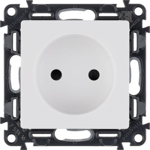 Розетка Legrand Valena Life 16A 250V б/з с защитными шторками безвинтовой зажим белая 753416 Розетка Legrand Valena Life 16A 250V б/з с защитными шторками безвинтовой зажим белая 753416
