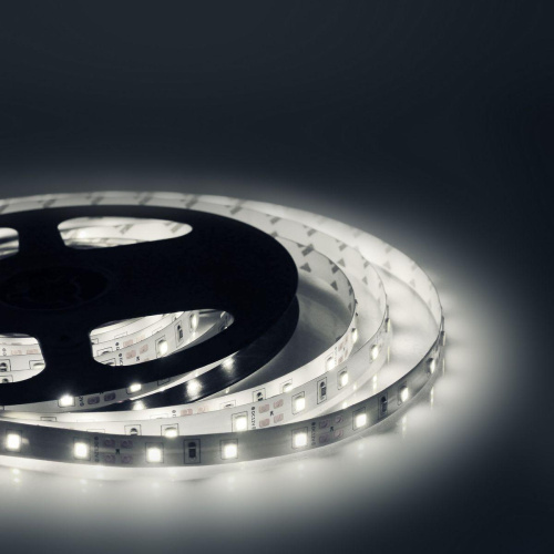 Светодиодная лента OGM 4,8W/m 60LED/m 3528SMD холодный белый 5M LSE-044 Светодиодная лента OGM 4,8W/m 60LED/m 3528SMD холодный белый 5M LSE-044