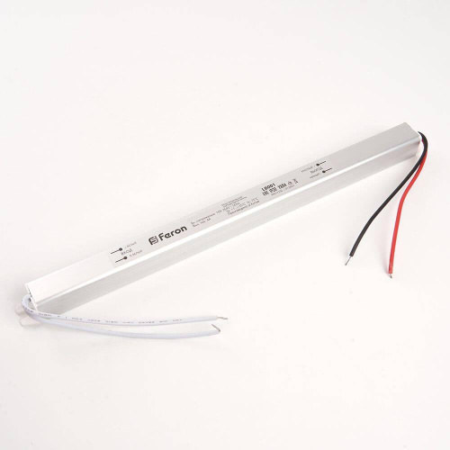 Блок питания для светодиодной ленты Feron LB001 24V 48W IP20 2A 48013 Блок питания для светодиодной ленты Feron LB001 24V 48W IP20 2A 48013