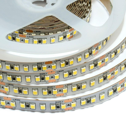 Светодиодная лента Apeyron 26W/m 240LED/m 2835SMD теплый белый 5M 00-303 Светодиодная лента Apeyron 26W/m 240LED/m 2835SMD теплый белый 5M 00-303
