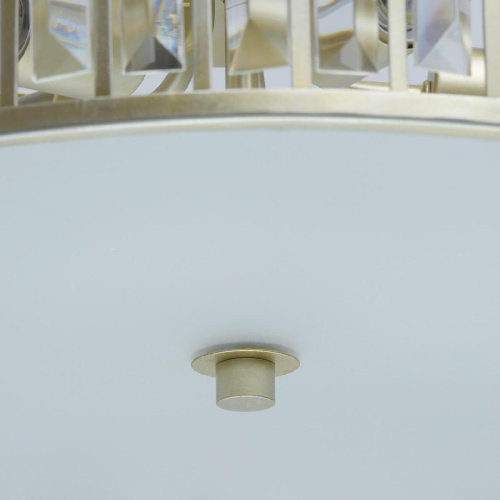 Потолочный светильник MW-Light Монарх 1 121010205 Потолочный светильник MW-Light Монарх 1 121010205