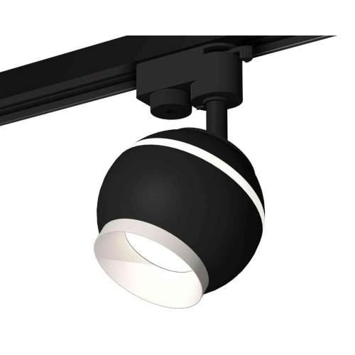 Комплект трекового светильника Ambrella light Track System XT1102001 SBK/SWH черный песок/белый песок (A2521, C1102, N7030) Комплект трекового светильника Ambrella light Track System XT1102001 SBK/SWH черный песок/белый песок (A2521, C1102, N7030)