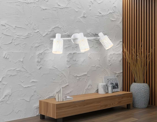 Настенно-потолочный спот Ambrella light TRADITIONAL TR8665 Настенно-потолочный спот Ambrella light TRADITIONAL TR8665