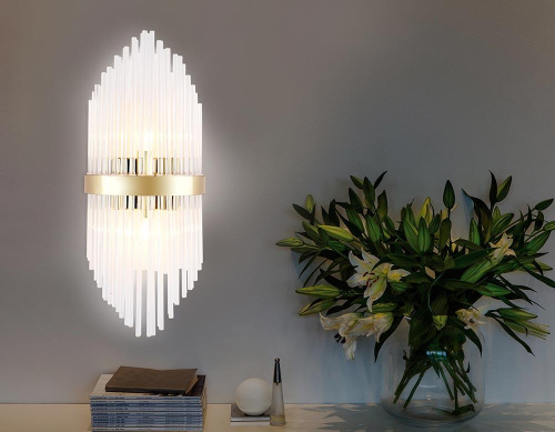 Настенный светильник Ambrella light Traditional TR5372 Настенный светильник Ambrella light Traditional TR5372