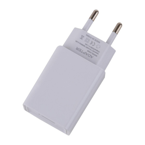 Настольная светодиодная лампа на прищепке Uniel ULM-D601 8W/3000-6000K/DIM White UL-00011094 Настольная светодиодная лампа на прищепке Uniel ULM-D601 8W/3000-6000K/DIM White UL-00011094