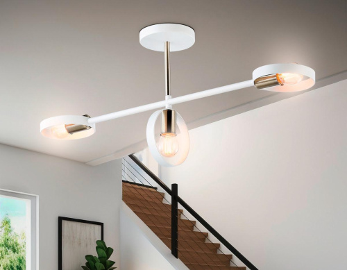 Потолочный светильник Ambrella light Traditional TR8228 Потолочный светильник Ambrella light Traditional TR8228