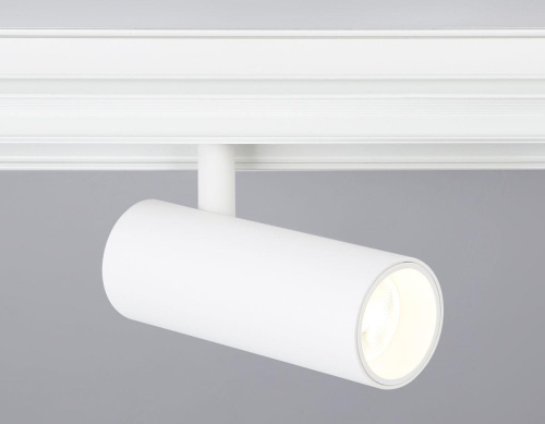 Трековый светодиодный светильник Ambrella light Track System Magnetic GL3819 Трековый светодиодный светильник Ambrella light Track System Magnetic GL3819