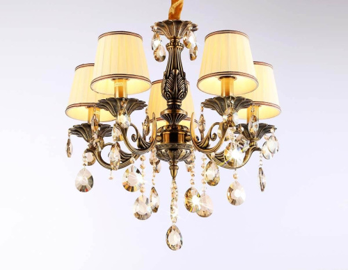 Подвесная люстра Ambrella light Traditional TR4577 Подвесная люстра Ambrella light Traditional TR4577