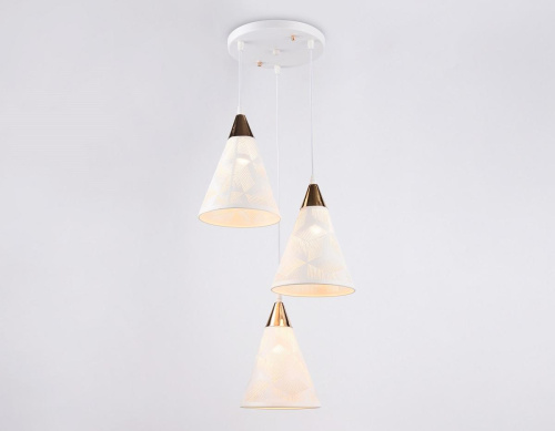 Подвесная люстра Ambrella light Traditional Loft TR8433 Подвесная люстра Ambrella light Traditional Loft TR8433