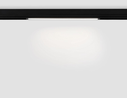 Трековый светодиодный светильник Ambrella Light Track System Magnetic 220V GL1282 Трековый светодиодный светильник Ambrella Light Track System Magnetic 220V GL1282